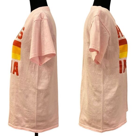 Stranger Things Hawkins Indians Pink Short Sleeve Tee Shirt Sz M - Picture 3 of 14
